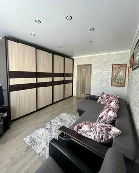 3-к квартира, вторичка, 65м2, 4/10 этаж